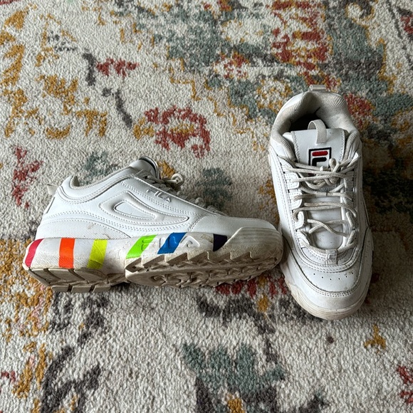 FILA - Picture 2 of 6